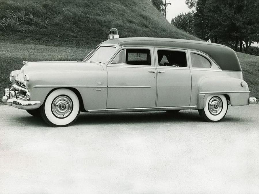  Dodge Wayfarer Ambulance by Weller 1952 года  (фото 1 из 1)